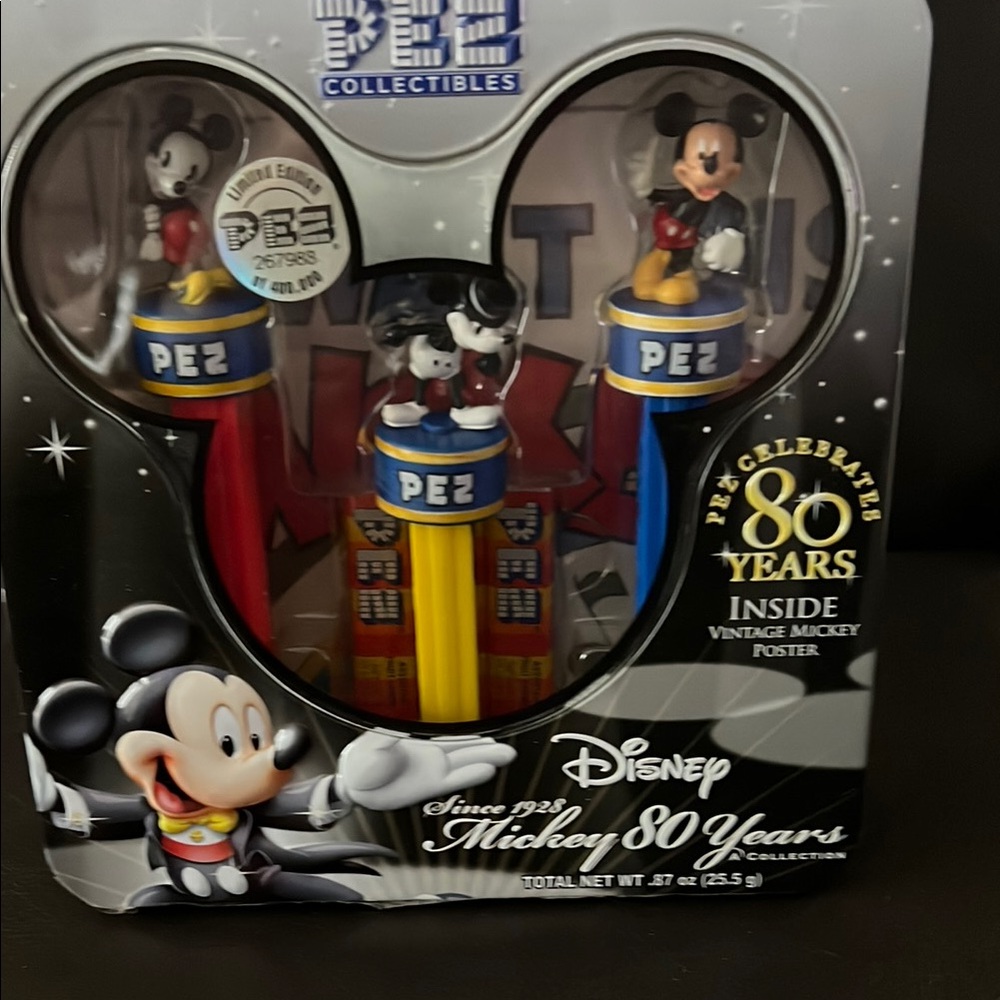 Disney Mickey Mouse PEZ Dispenser Set Red and Blue